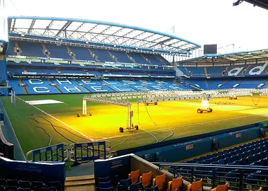 Chelsea i Manchester United zainteresowane Diantem Ramajem z Ajaksu Amsterdam