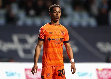 Omari Hutchinson w Ipswich Town