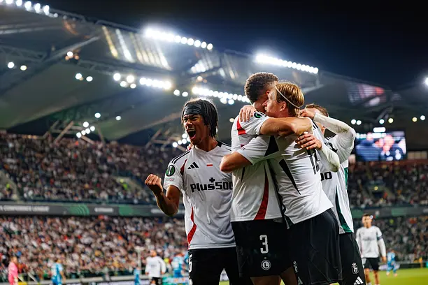 Maxi Oyedele przechodzi do RC Strasbourg za 6 mln euro